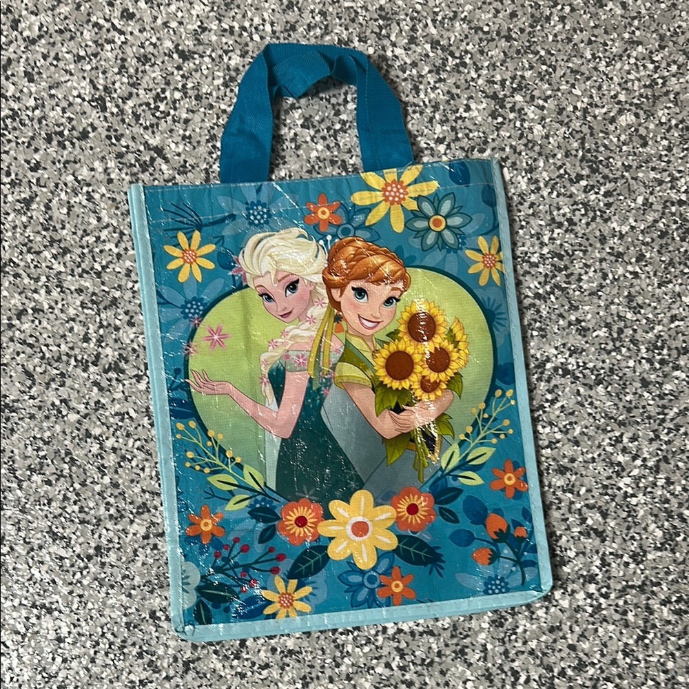 4/$10 Frozen Themed Tote Bag with Blue Handles